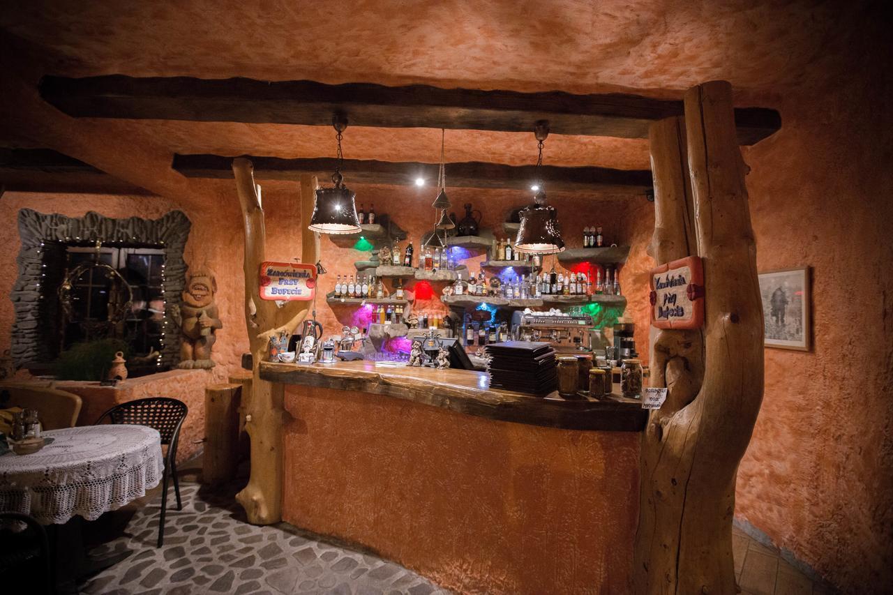 Troll Bed & Breakfast Cisna Ngoại thất bức ảnh